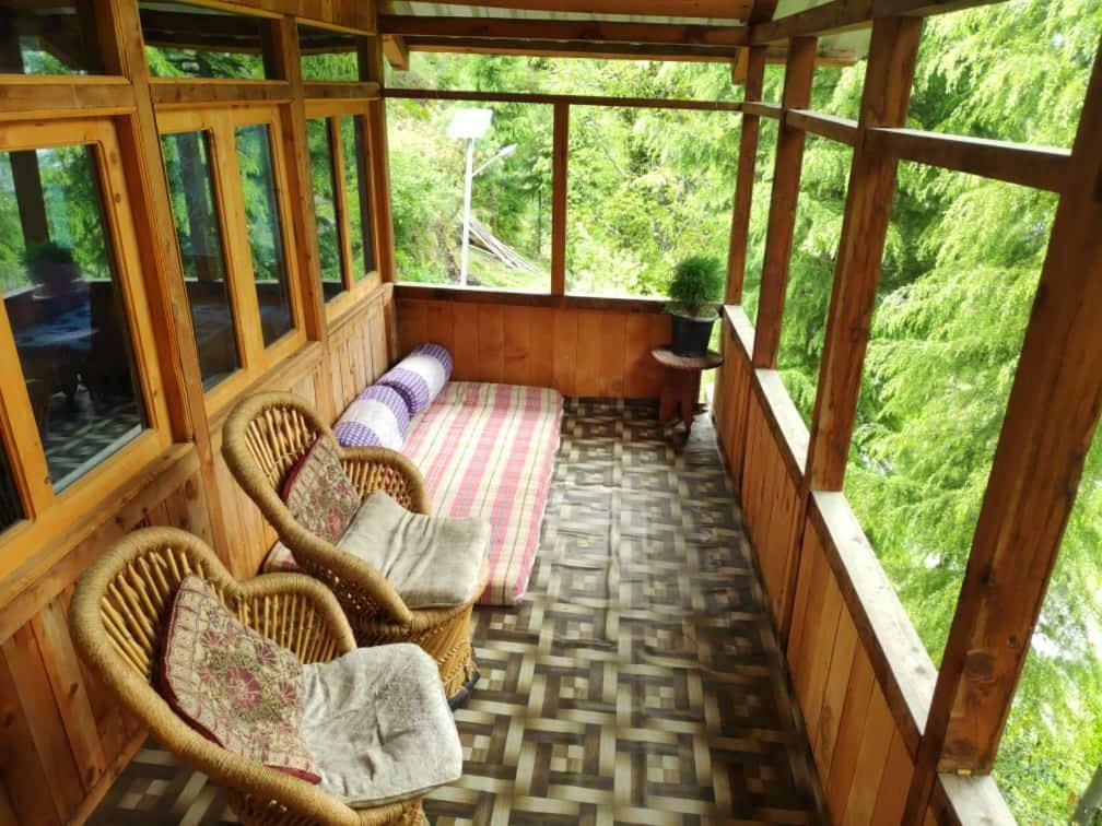 Latoda Eco Lodge Jibhi Экстерьер фото